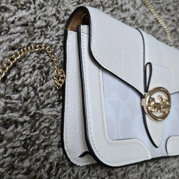 Coach Georgie Shoulder Bag Signature White Cream Light Pink - Picture 5 of 10